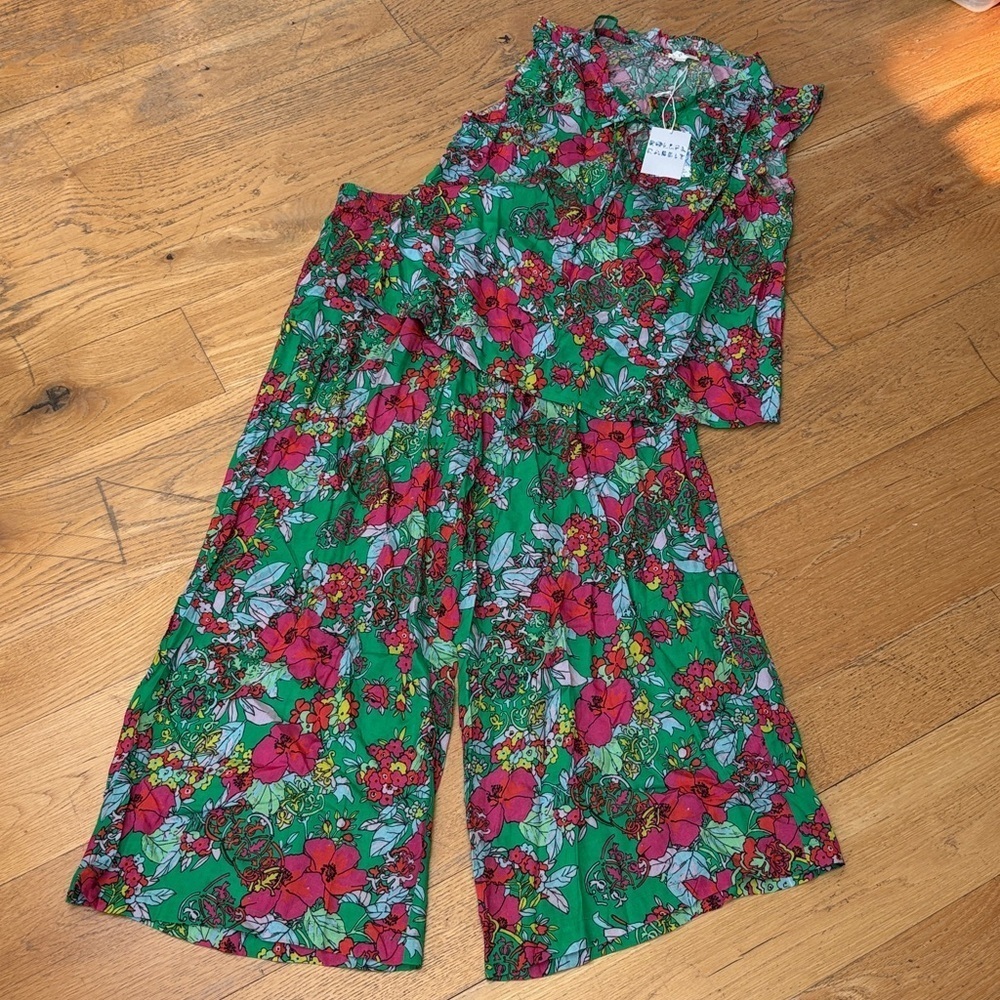 NWT Roller Rabbit Ashbury Floral Top & Pant. Large